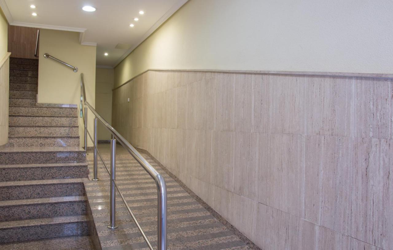 Piso de diseño junto al centro de Murcia con parking Exterior foto